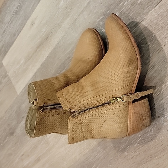 Wolverine boots - Picture 2 of 7